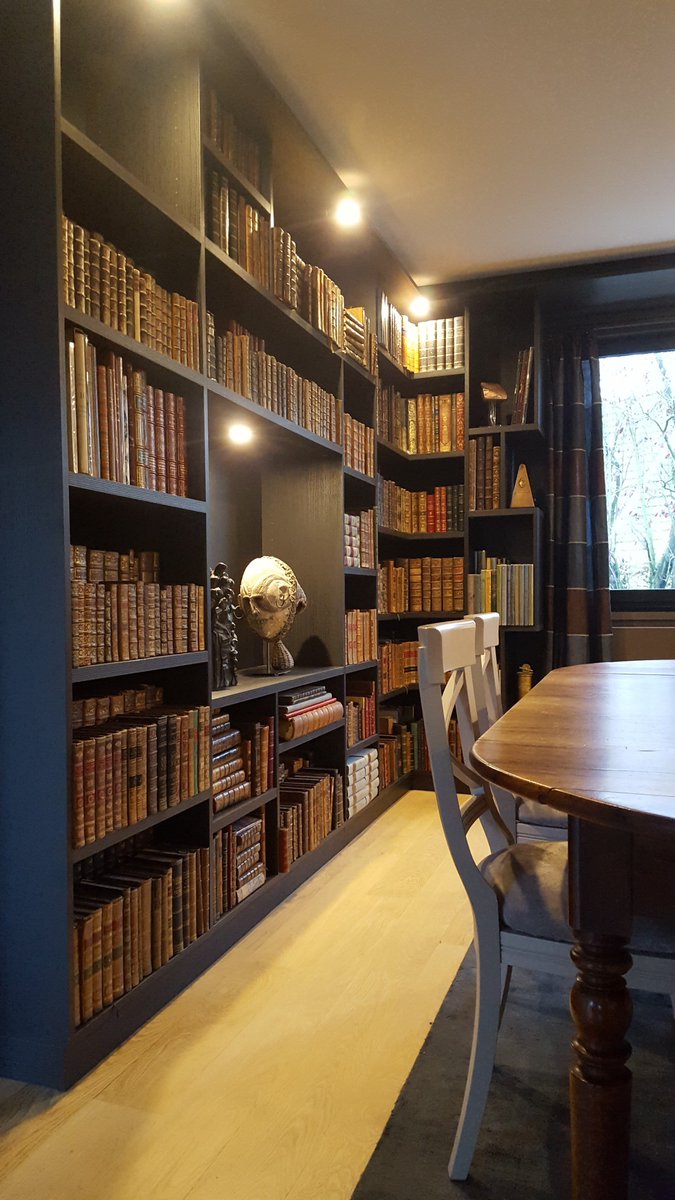 AgencementLille's tweet photo. Une #conception unique d'une #bibliothèque sur mesure dans un style #vintage avec intégration de #lumière #LED  réalisé à #Bondues . https://t.co/vZ1ds0KQrR