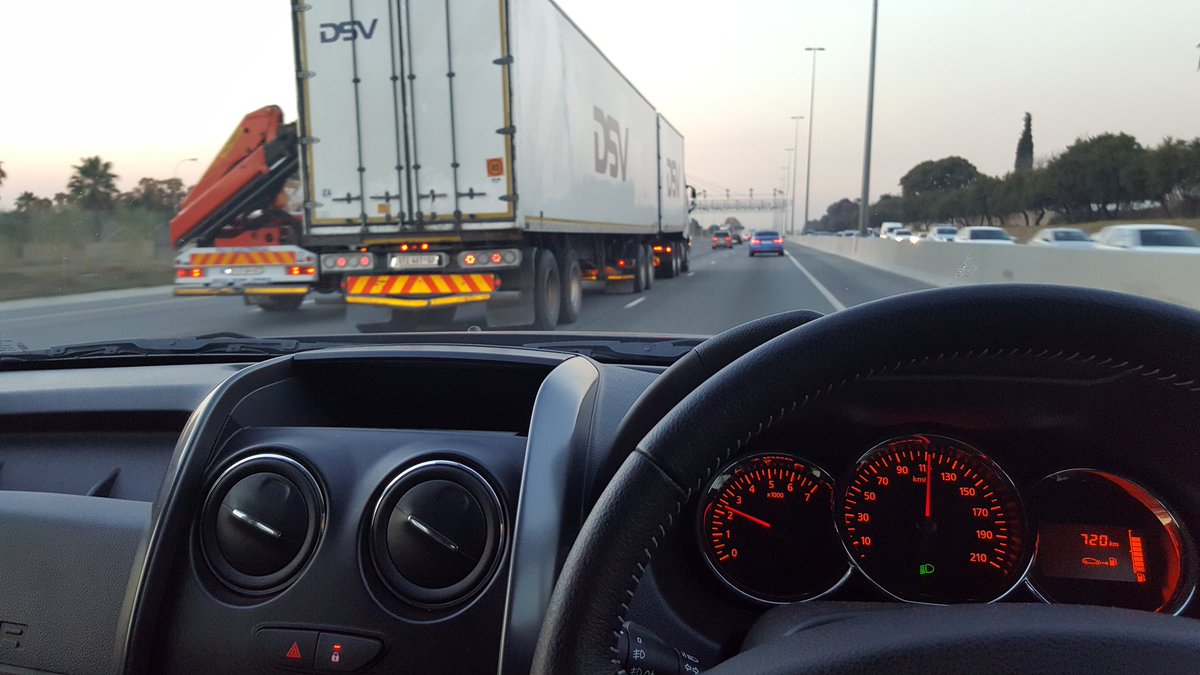 siroccogrey's tweet photo. @DSV_SouthAfrica truck driving between140-110km/h on the N1 north between 14th Ave and Beyers Naude... #reclessdriving #rushtonowhere https://t.co/d9viLG9WaX