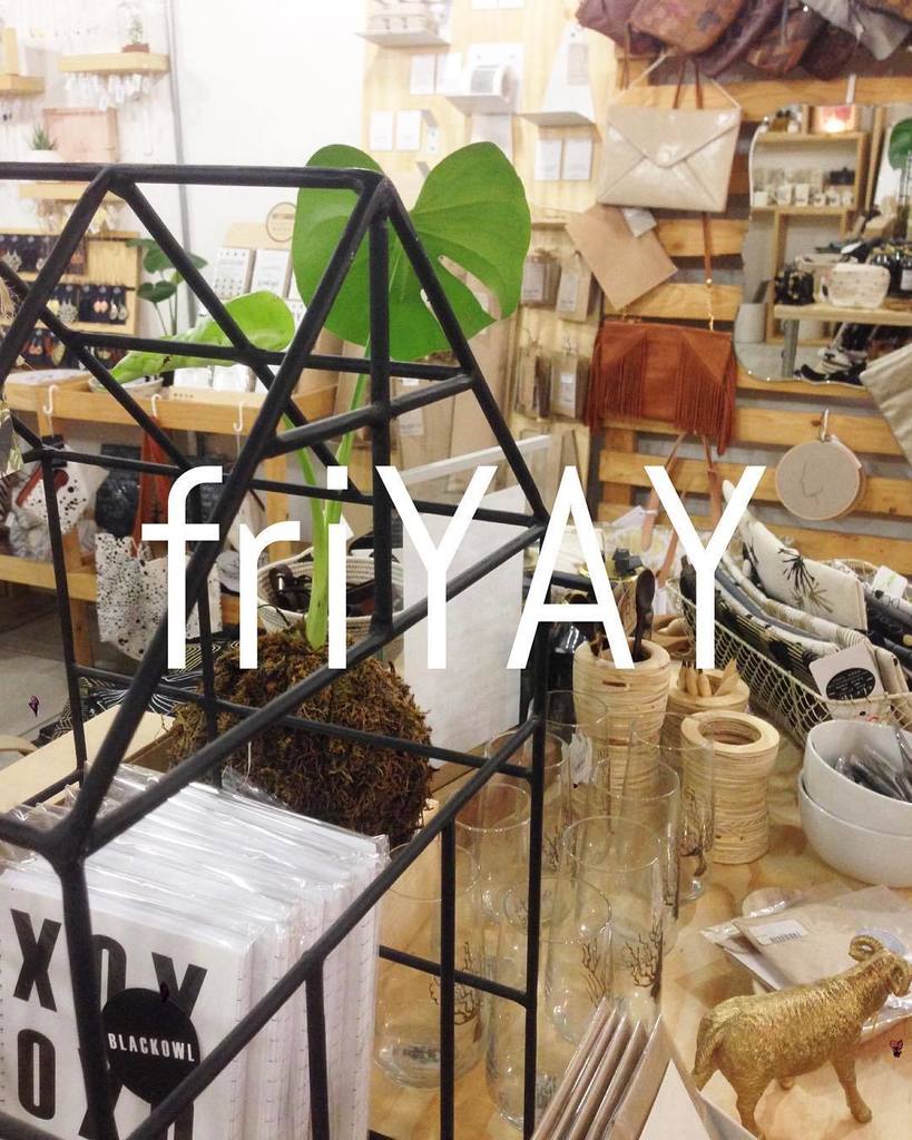 presentspaceCT's tweet photo. #friYAY #aLOCALcollective #PRESENTspace https://t.co/90WucpqBJv https://t.co/5fzFvtSd8h