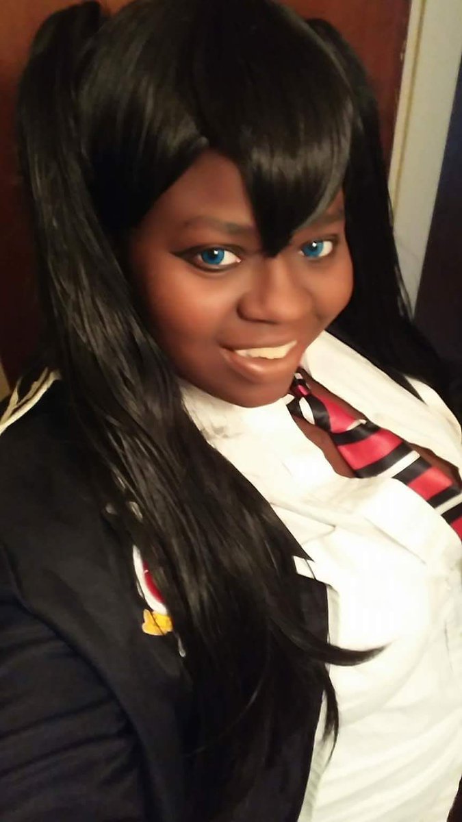 WRandumbness's tweet photo. My interview with cosplayer Tina Moore! Enjoy you guys! 
https://t.co/hTLQIg0lVk
#cosplayer #BLM #prettylady https://t.co/2yzdNPzMOx