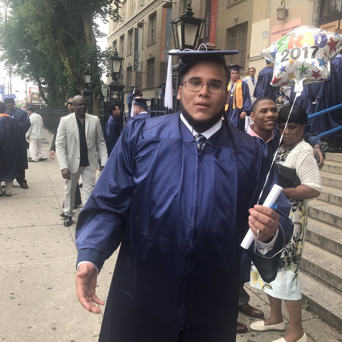 nrtalk37's tweet photo. My son graduation Angel  I'm proud of him https://t.co/hS1EqxXHjT