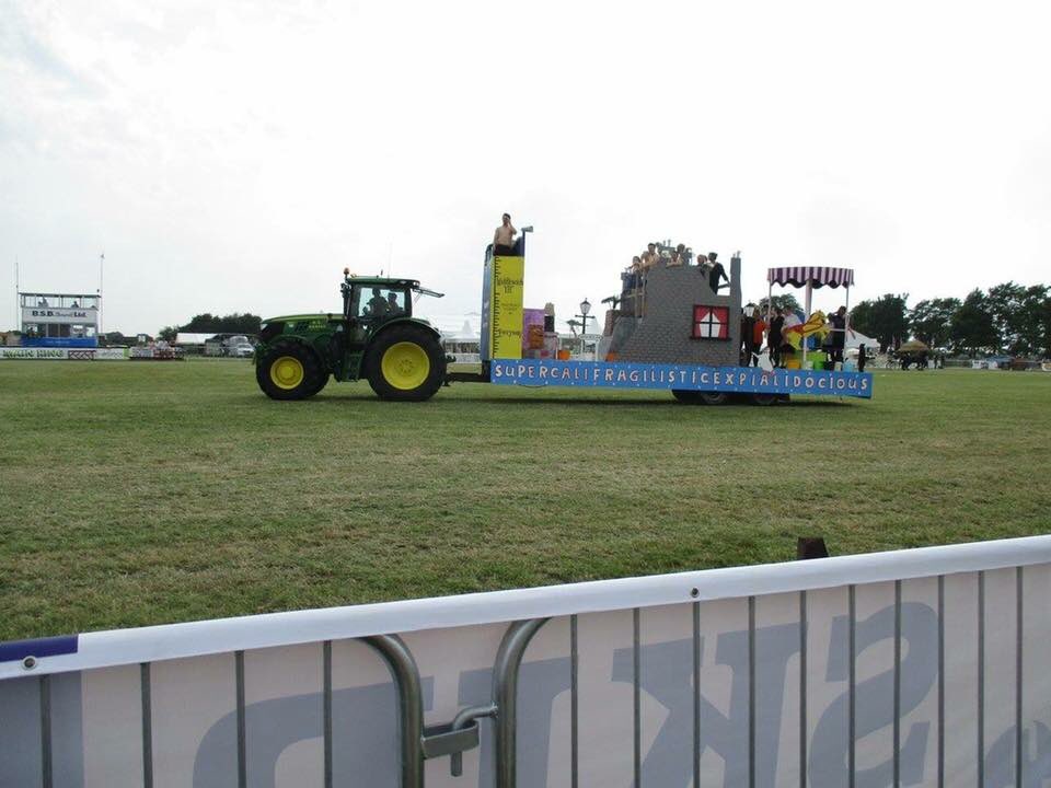 Cheshire Show Float Winners! #twoyearsonthetrot #marypoppins #spoonfulofsugar #cheshireyfc