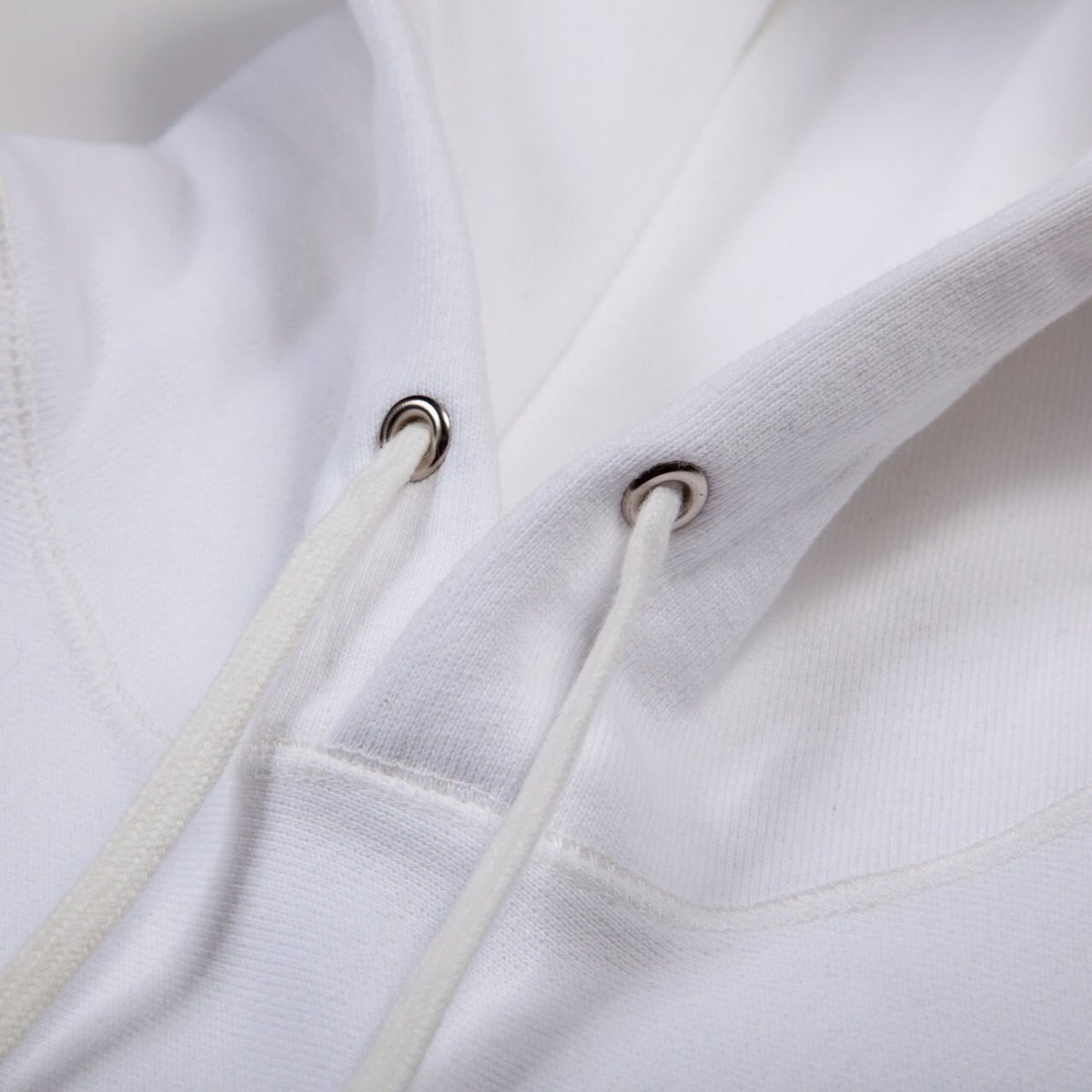 Stateline_us's tweet photo. USA made 12 oz 100% cotton white hoody Athletic Fit #MadeInUSA https://t.co/UcyFNwTMgw
