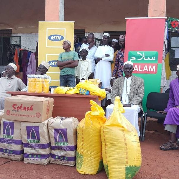 mtnug's tweet photo. MTN and Salam TV give back to Muslims in Northern Region in the #MTN GABANA Ramadan Promotion. #RamadanKuMTN https://t.co/BzbsLDokE7