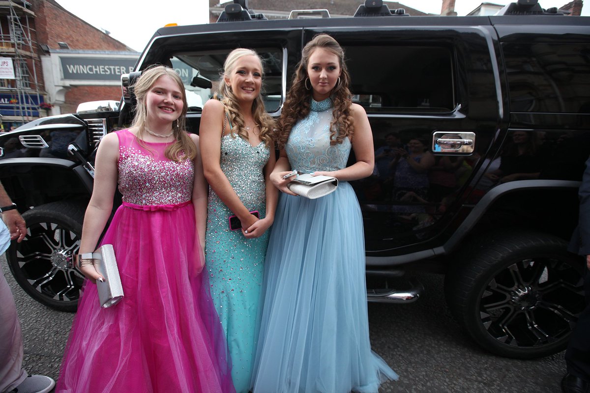 TheCrumpsta's tweet photo. Check out pictures and video from @WyvernCollege prom -https://t.co/KdermkPwvx

#WyvernCollege #Prom2017 https://t.co/NuPqlWt1Jy