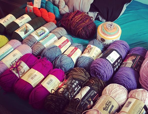 RemedyFibers's tweet photo. Sometimes I have to lay it all out when I'm feeling stumped or overwhelmed! Time to work on that stash!!! https://t.co/G9ckHG3j8D