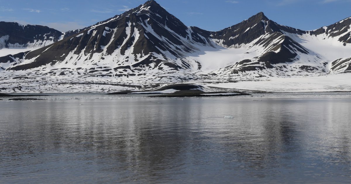 KeepMeWarmBlog's tweet photo. #Arctic at Risk of #Tropical #Diseases due to #ClimateChange - https://t.co/KacG5aMY15 https://t.co/A4HFAWDyCO