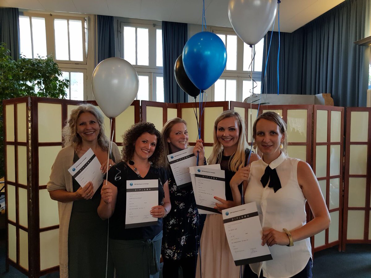 SRM-C-toppers! Diploma op zak en nu 2 jaar genieten, tip van <a href="/gondad/">Gonda Duivenvoorden</a> <a href="/SRMcom/">SRM Communicatie</a>