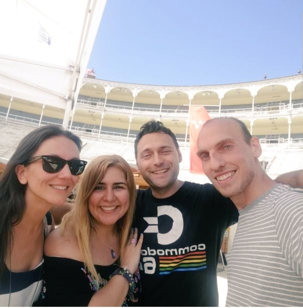 MadridSeduce's tweet photo. #CometeLasVentas2017 es compartir con amigos que aman la gastronomía y sienten devoción por #Madrid. La cita es hoy y mañana de 11 a 23h 🍽🔥🔝 https://t.co/AMgmDMVbpa