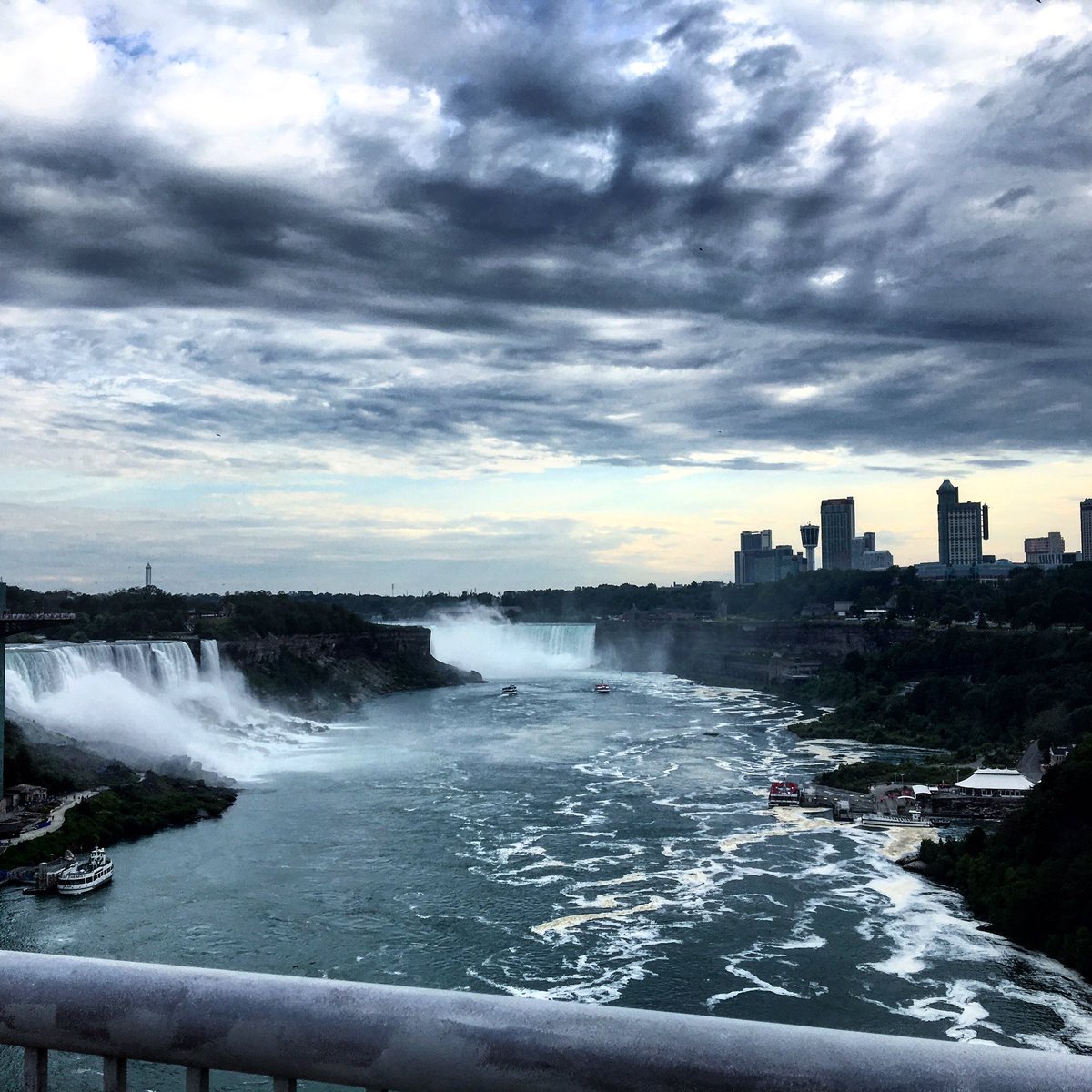 ryanpsmolko's tweet photo. So long Niagara Falls. Thanks to everyone who made the @EACEPR conference awesome! #eace #eace17 https://t.co/KqYVPpbP4o
