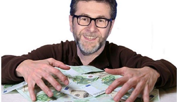 italynewsblog's tweet photo. SCANDALO FAZIO, RADDOPPIATO LO STIPENDIO: ALLA FACCIA DEGLI ITALIANI. E DEL CANONE IN BOLLETTA VOLUTO DA RENZI https://t.co/egiC5hgZrm https://t.co/evjqkPU1Pp