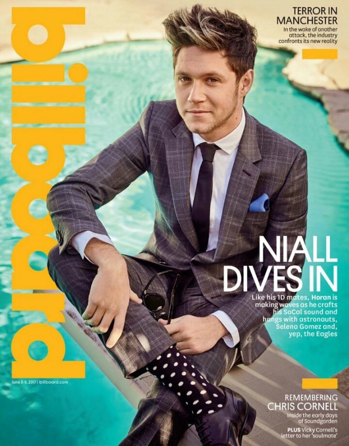 imsarapt's tweet photo. Cari Louis Tomlinson,
Niall Horan,
Liam Payne e
Harry Styles

sappiate che mi state rendendo davvero orgogliosa di voi https://t.co/qGjb9Px1Jf