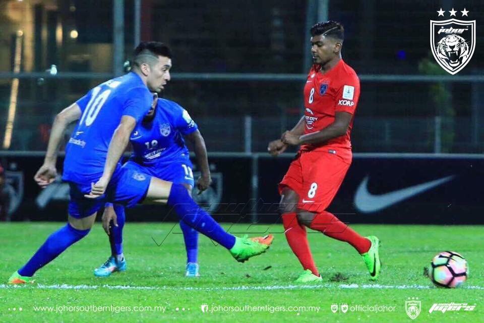 OfficialJohor's tweet photo. FRIENDLY MATCH JDT vs JDTII | 23 JUNE 2017

Full Time

JDT [0-1] JDT II
(Shafiq Shaharuddin 64')

More photos at https://t.co/prUfp02cpc https://t.co/QmyFIqt4cD