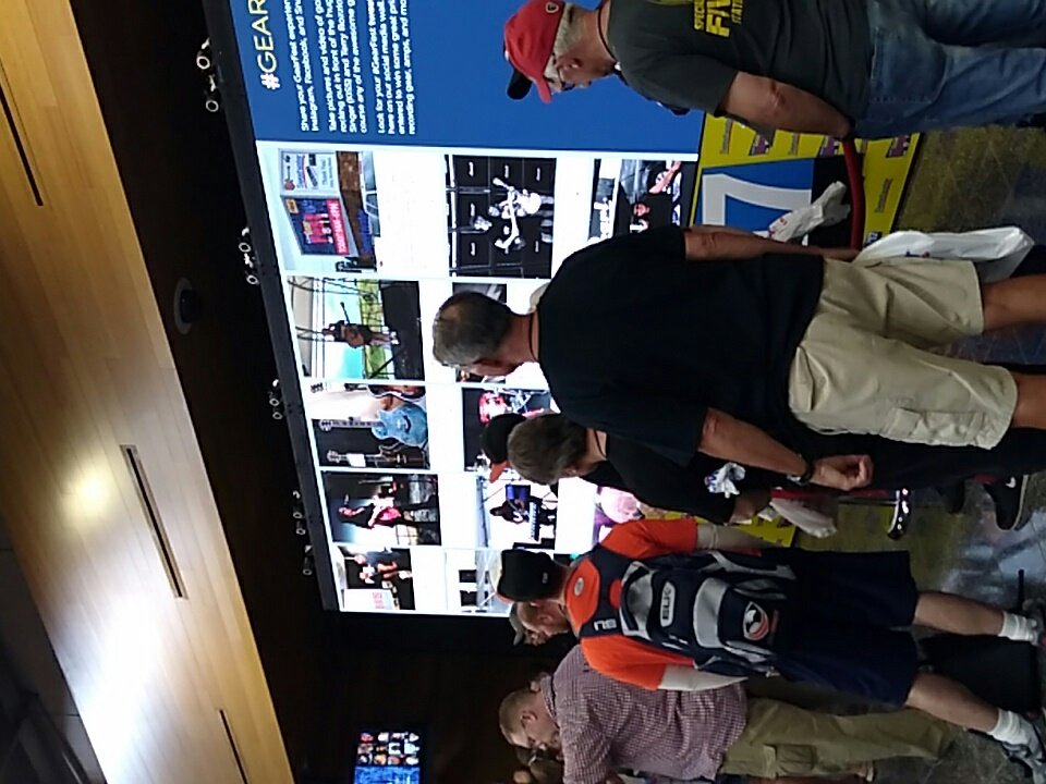 JonMostacato's tweet photo. Tweetception. I saw my tweet in the Tweeter feed while waiting to see Robben Ford! #gearfest #sweetwatersound https://t.co/TEALMUBdi3