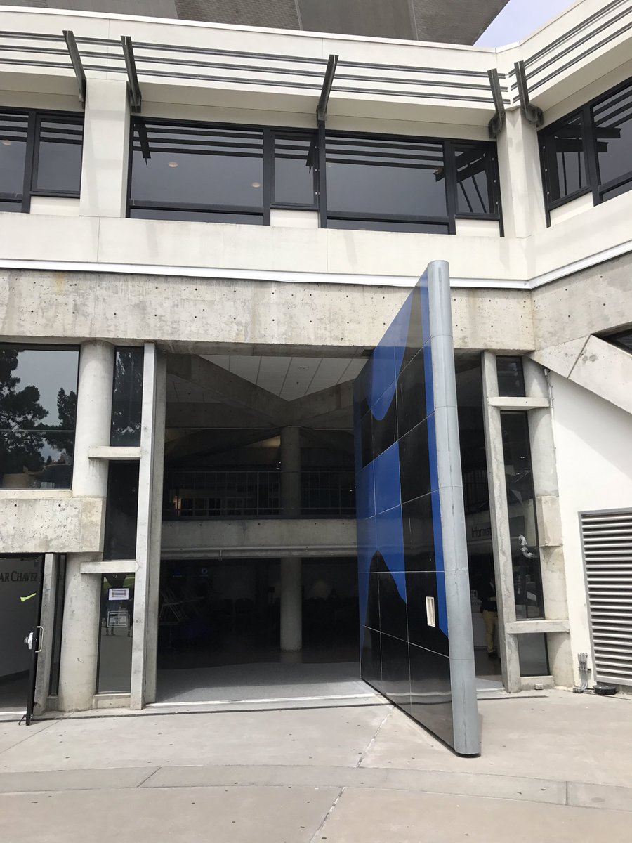 EisenschmidtA's tweet photo. @SFSU Impressions of the #CesarChaves Student Center @SFSU. https://t.co/99hbYAgs48