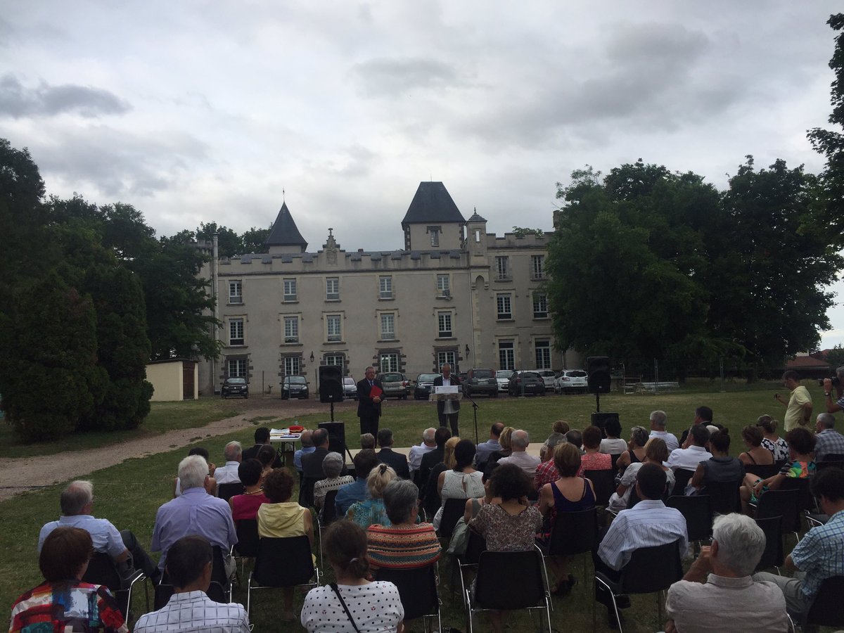 Ma commune est belle, elle ne cede pas à la panique et à la haine #IWelcome #WelcomeRefugees Gérard Dubois #PessatVilleneuve