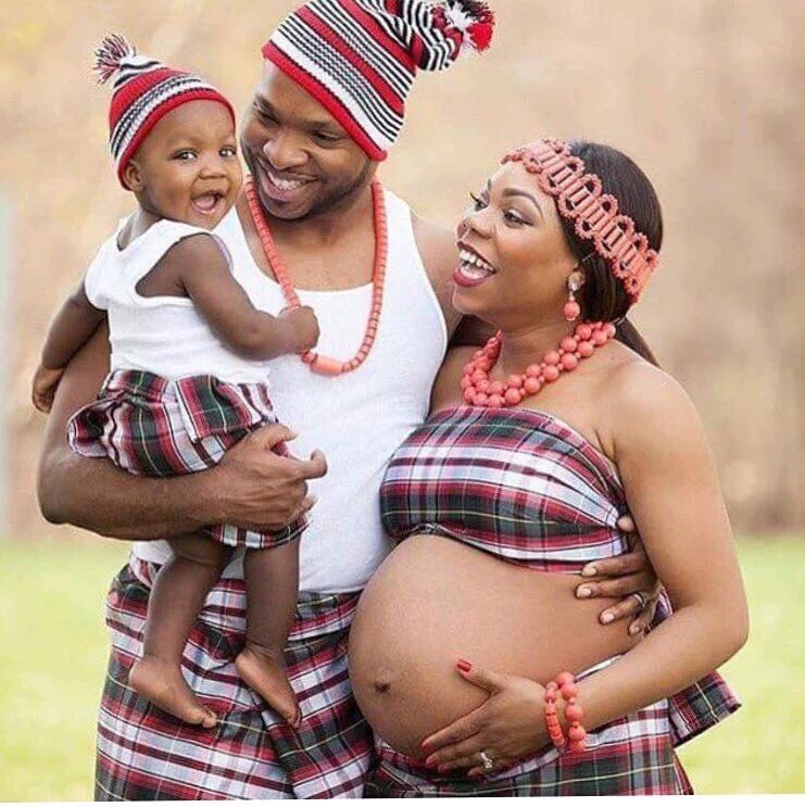 ogene_igbo's tweet photo. It's Friyayyy &amp; #TheWeekend is going to be long,
the perfect time to spend time with family."Family is EVERYTHING ". https://t.co/TXl9D87IAc
