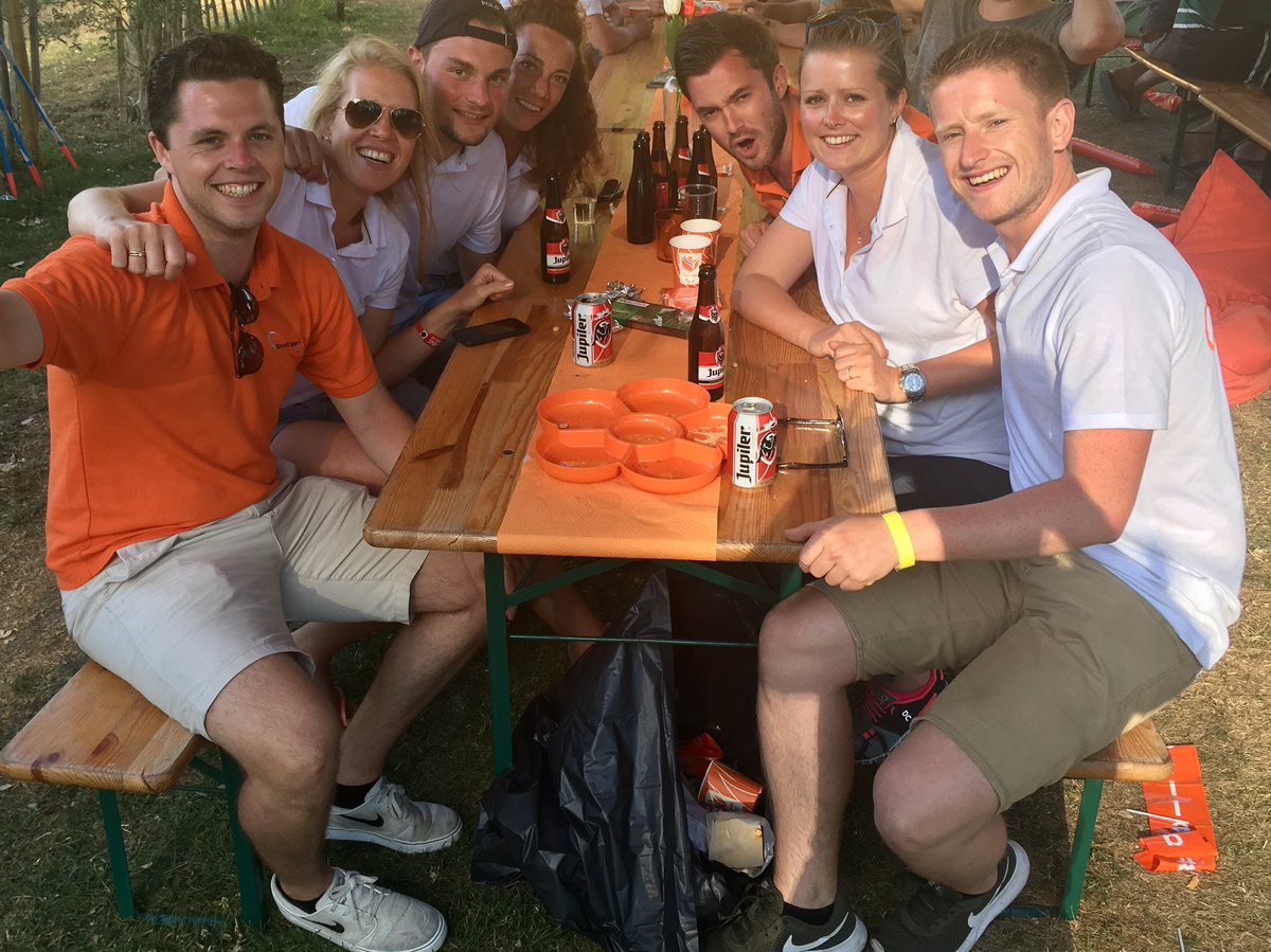 Wat zijn we #trots op onze #DutchCompanyVillage en natuurlijk de 🇳🇱 medailles! Teamprestatie @Sport_Zaken #ECSG2017 groots succes‼️