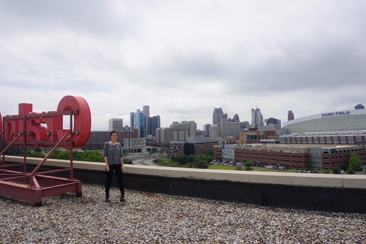 kurt_nagl's tweet photo. That's @annalise_frank chilling on a rooftop. #Detroit #rooftopreporting https://t.co/XZb2KhcAWj