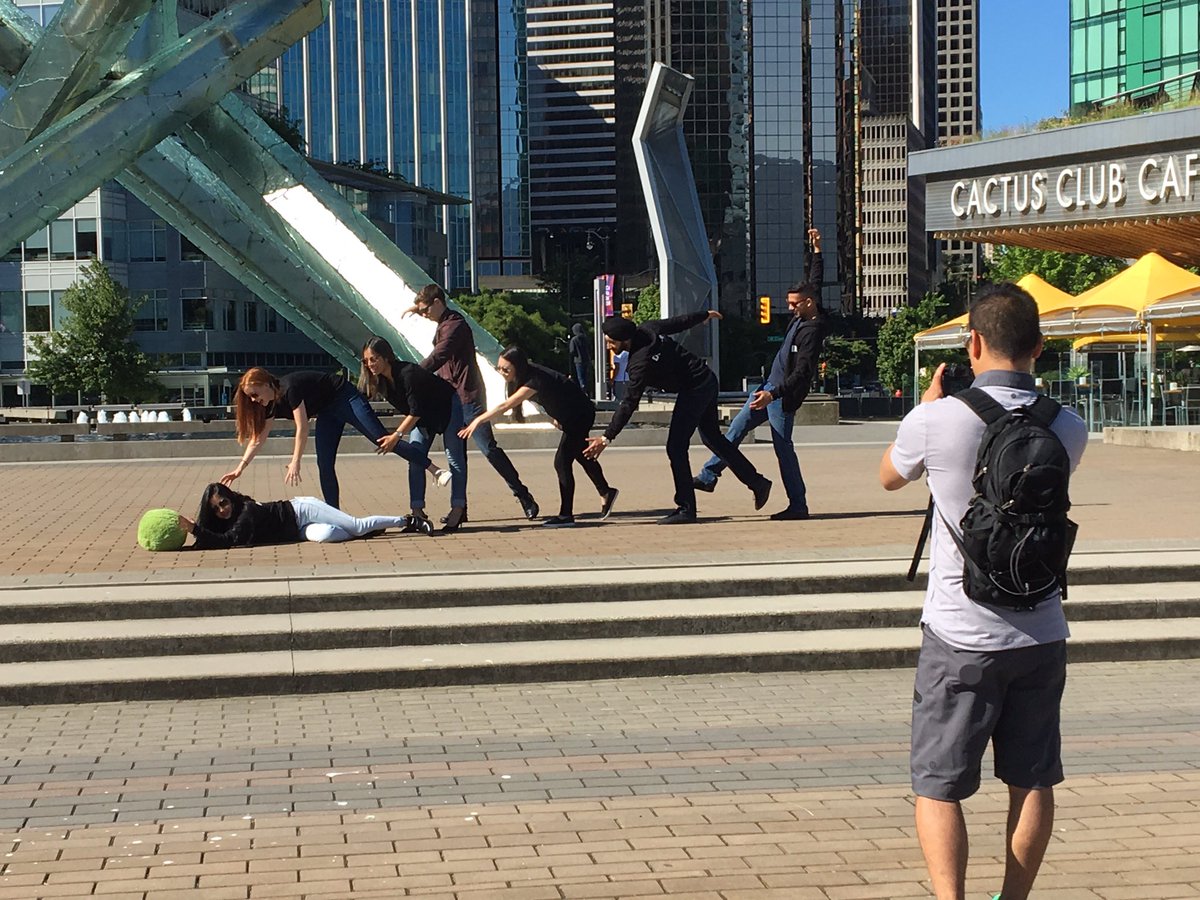 D_JammayL's tweet photo. Action shot in progress 📸 #deloittecampus #internshenanigans https://t.co/3WTju8qkrA