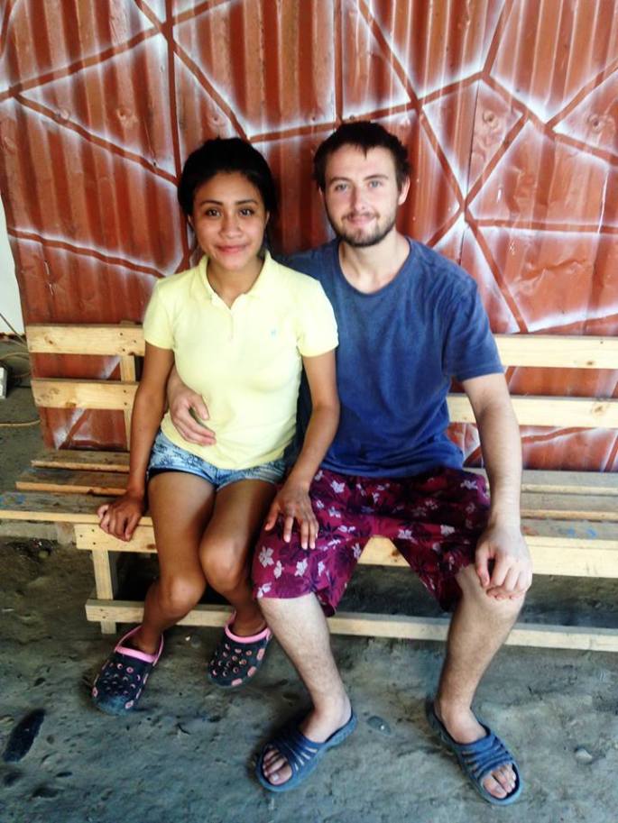 #Veracruz
Joven desaparecida que podría ser #víctima de #TrataDePersonas
testigopurpura.com/joven-es-lleva…