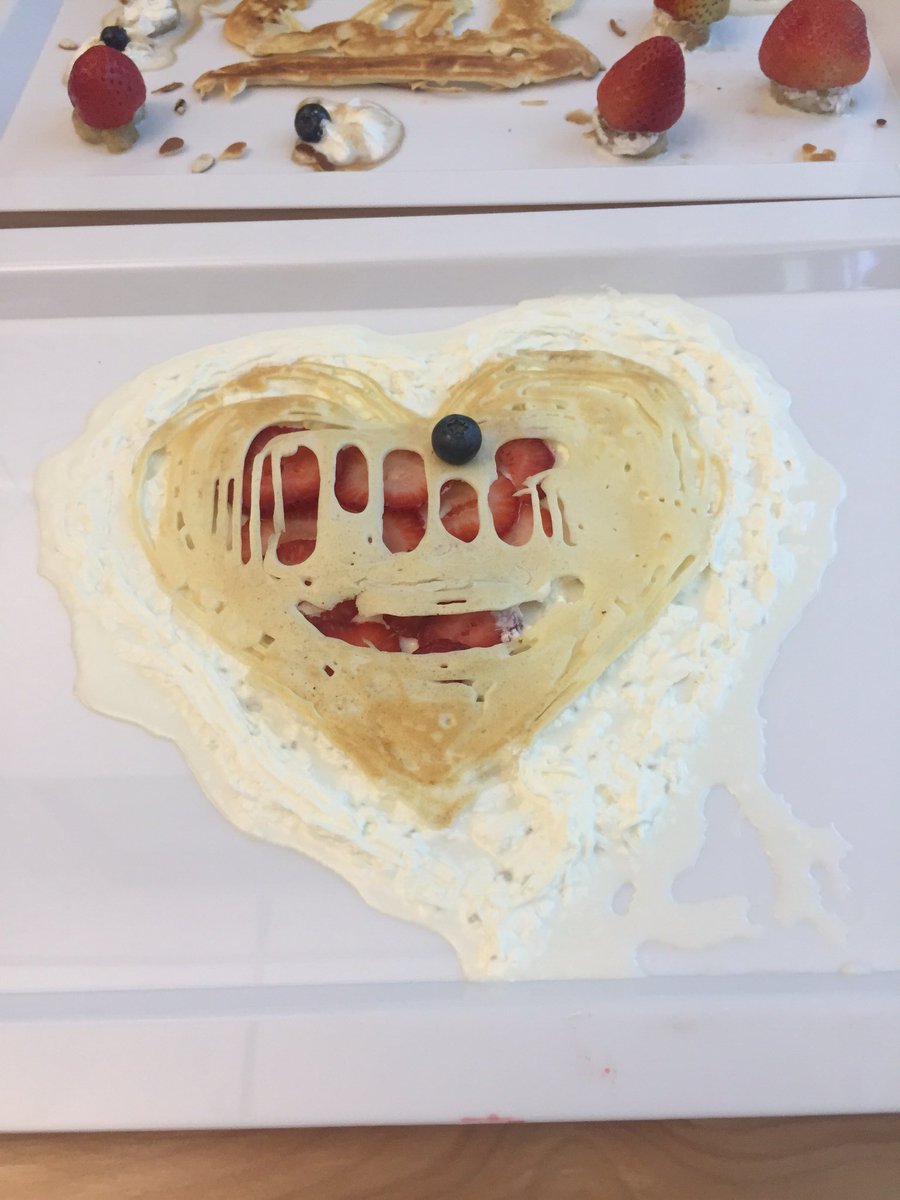 BradPorter_'s tweet photo. More shots of our Robotics interns at Amazon and their @thePancakeBot creations. #AmazonInterns #MIT #Michigan #Cal https://t.co/KY3BqW7MdH