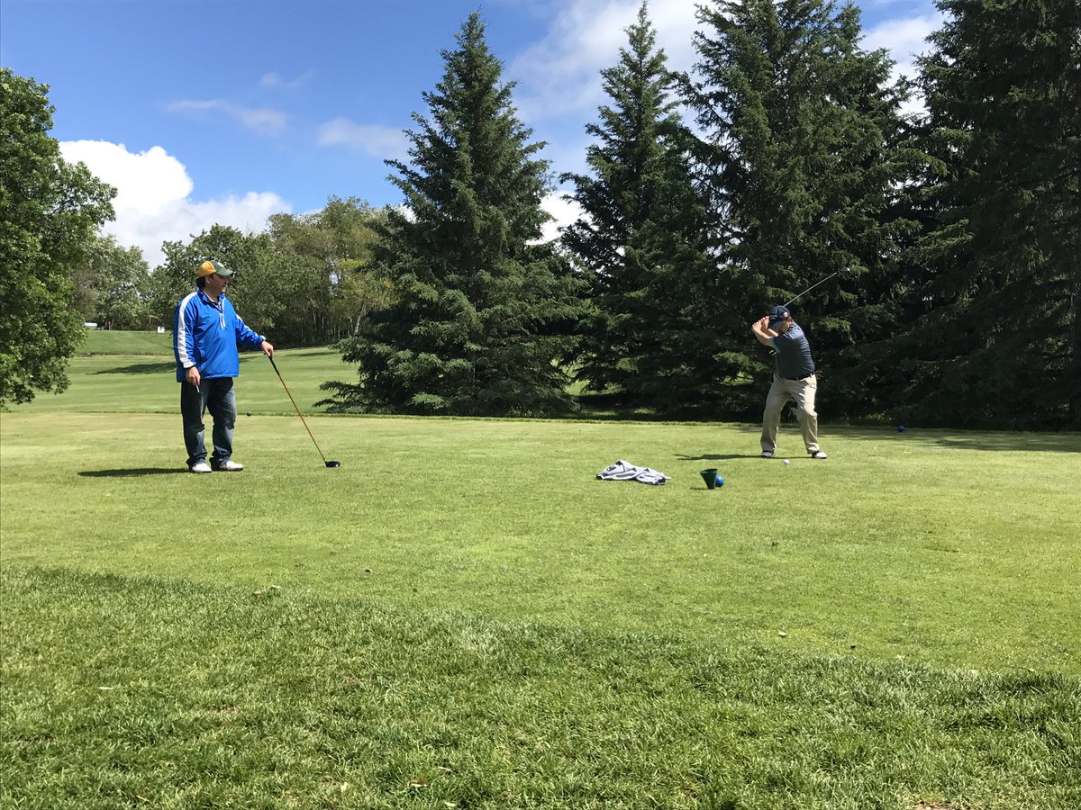 leafeater11's tweet photo. City of Yorkton staff out for a great game of golf for #D4Sgolf https://t.co/MsM2xtSl85