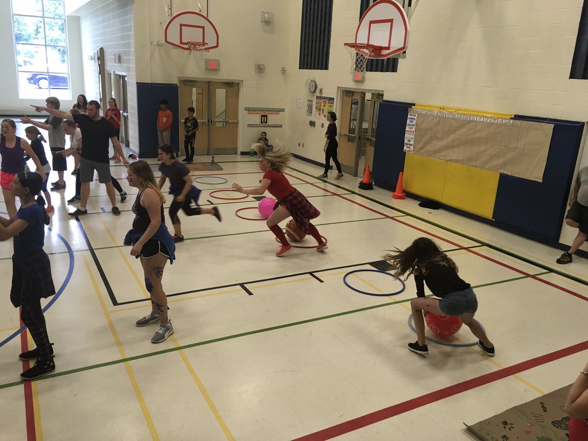 MsHSolway's tweet photo. Amazing fun @Hillcrest_TVDSB today. Grades4-8 participating in the 1st annual #GymRiot Ss are #active &amp; having #fun #physicalliteracy https://t.co/Gpclo6Oxbw