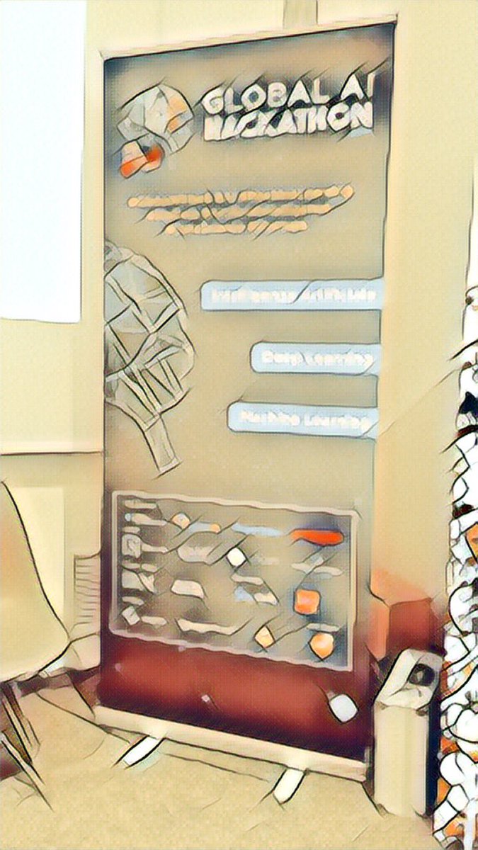 StarthinkMagazine tweet media