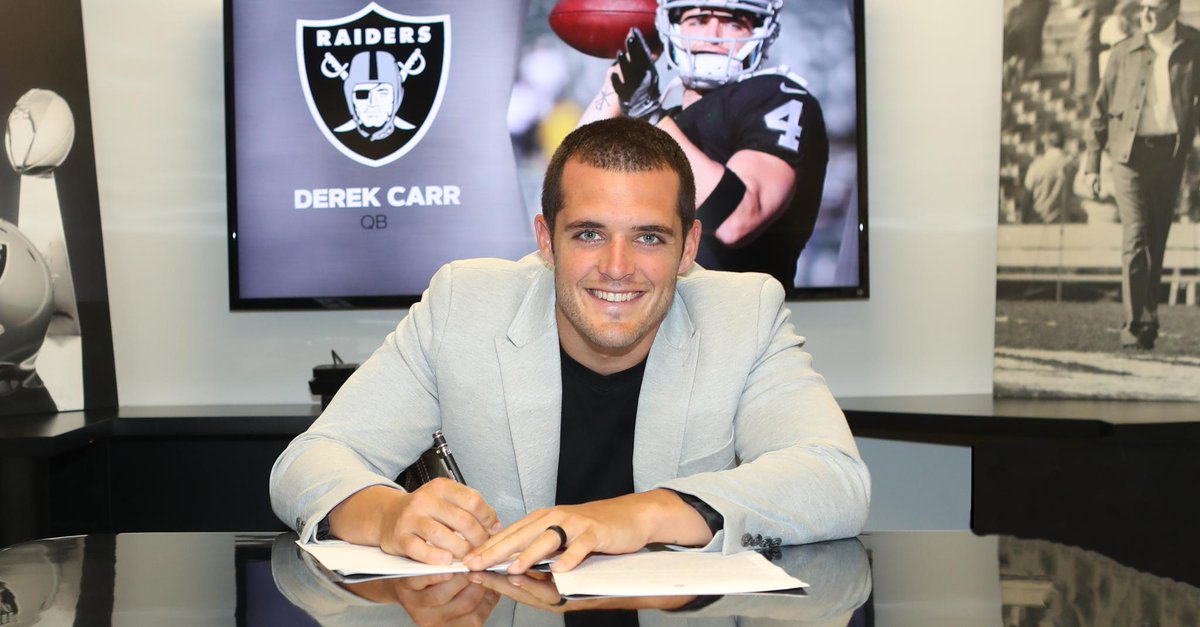 Raiders's tweet photo. We have signed Derek Carr to a contract extension.

Read: https://t.co/LOixfpMT8K https://t.co/WweeE2Ygko