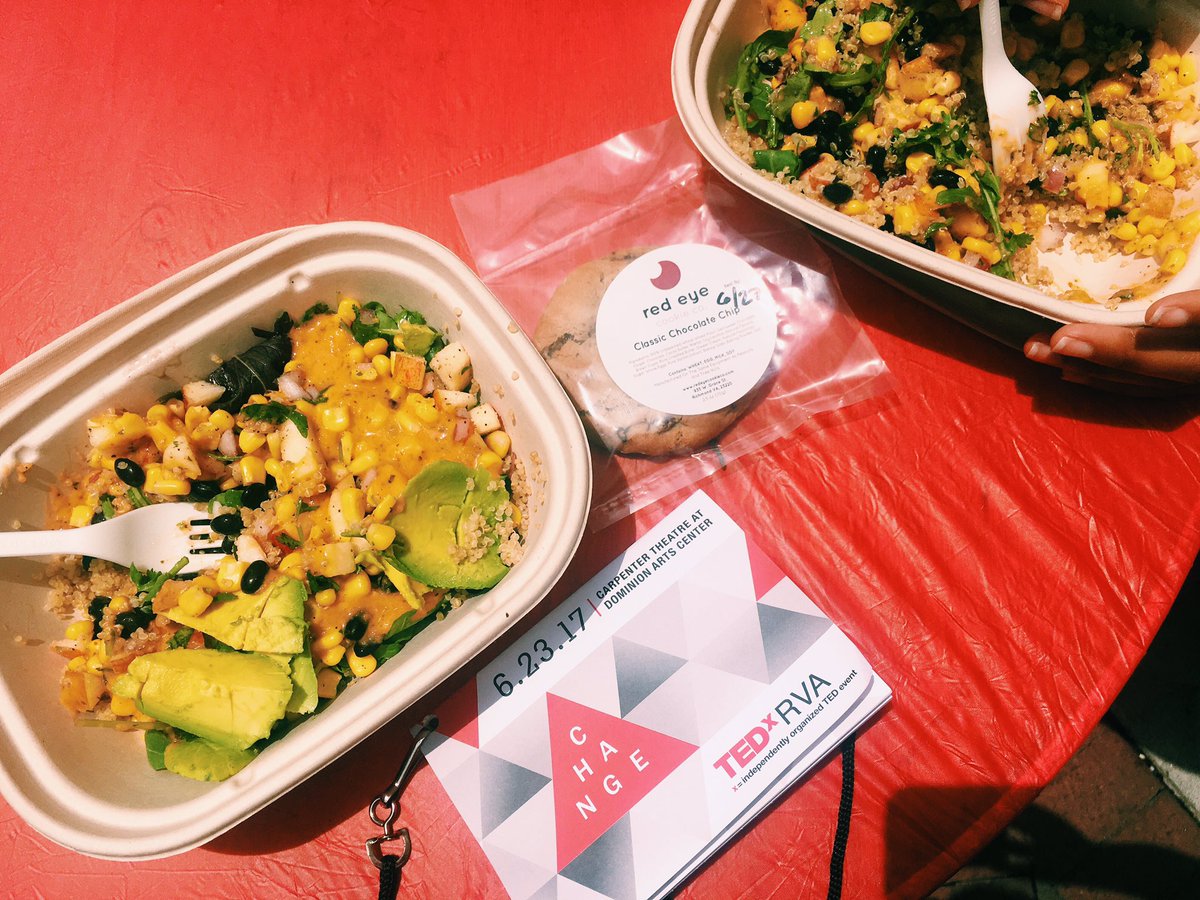 BonnieDunkel's tweet photo. @YelpRVA gals doin' what we do best...eating 🍴 Thanks @Goatocado @TEDxRVA https://t.co/KU7f6BVyhz