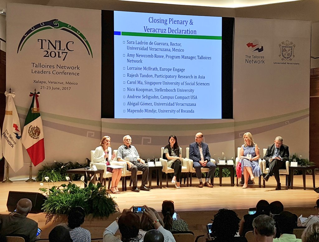 SaraLdeG's tweet photo. Closing plenary taking place now at #TNLC.
Broadcast live through @TeleUV and @RadioUV.
#UV_DamosMás https://t.co/2y51B5lglI