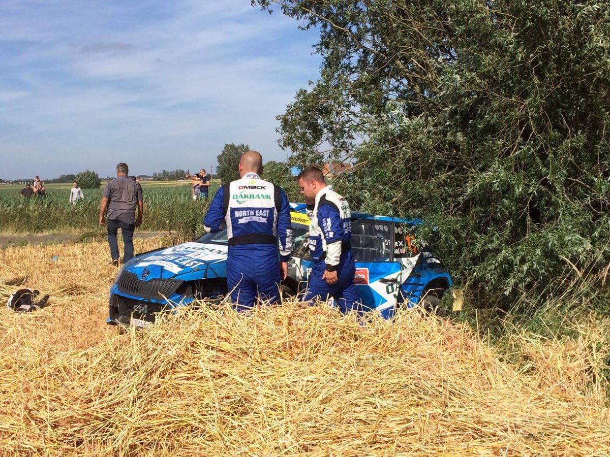 Opens&Tightens tweet media