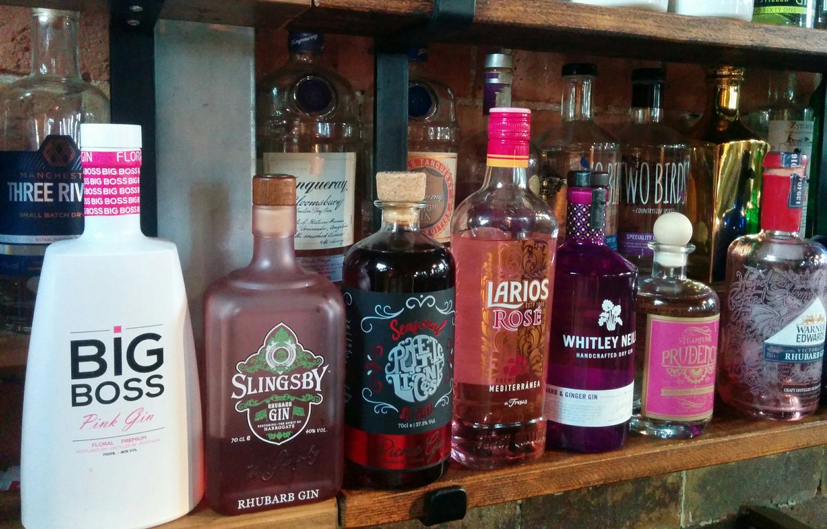 CholmArms's tweet photo. And for those with a #sweettooth we've added a few more #gins to our collection! 😊🍸 #sweettreat #Gintonic #SummerIsHere #GinOClock #gin https://t.co/qmWOs8ZCcj