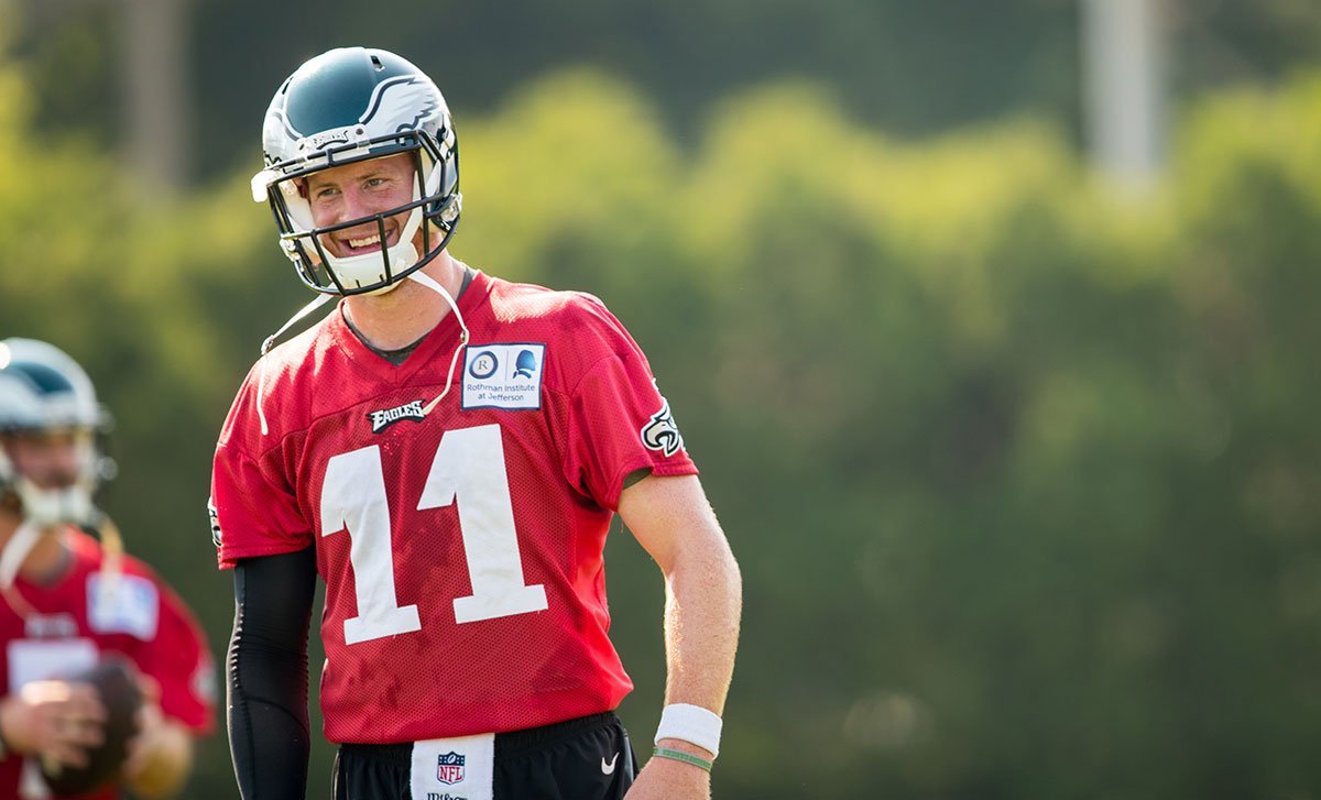 Eagles's tweet photo. #FridayFeeling https://t.co/oDjjPTfwTY