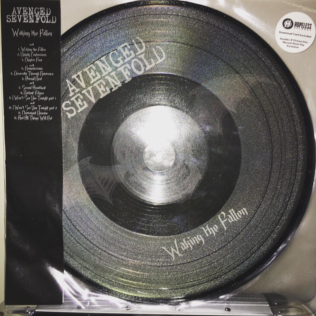 Bee_Vinyl's tweet photo. Otro lanzamiento exclusivo de #RecordStoreDay2017 llegó @TheOfficialA7X 2xLP Picture Disc. 🦇 🎶🎵 más código de descarga. 😬 #WakingTheFallen https://t.co/6jk10Ixnyy