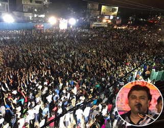 KirtidanGadhvi's tweet photo. Last night in #Rajkot .. thank you for all the love ❤️ ! You all were totally amazing last night! See you all soon again https://t.co/vYXTCoeoUS