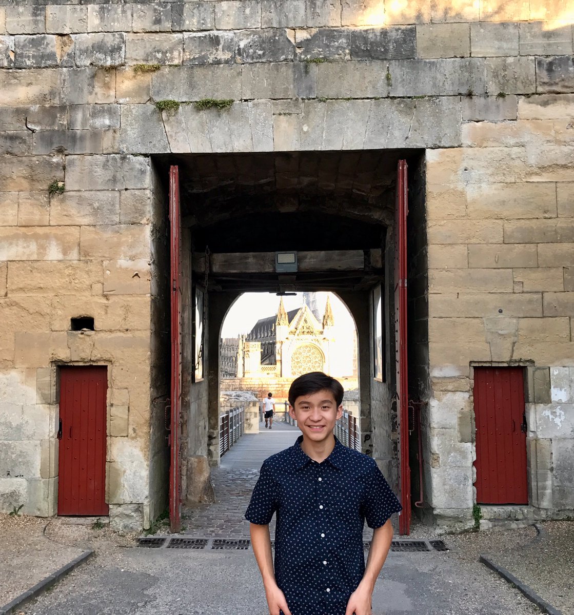 wheeler_forrest's tweet photo. Cool views from in and out of the undefeatable fortress, Château de Caen. 🙂
#ForrestWheeler Adventures #ExploreFrance #Caen #Normandy https://t.co/Sz8I4R4JYx