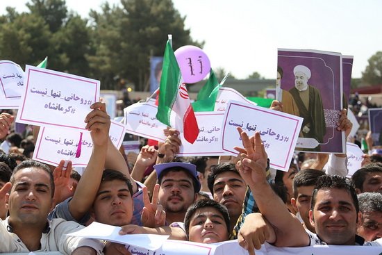 NOmidparvar's tweet photo. #روحانی_تنها_نیست 
#حامی_روحانی_ام https://t.co/NF2QG5137u