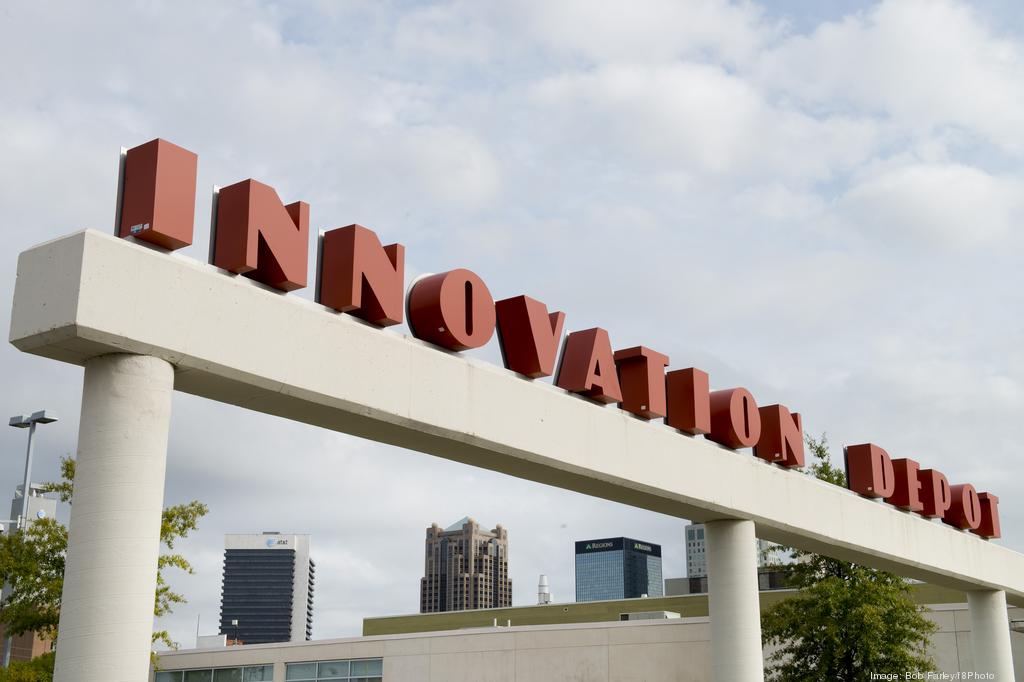 bhambizjrnl's tweet photo. Watch a BBA workforce leader at Innovation Depot give some tech job advice. https://t.co/qG0FXfgUfO #TechJobsTour #MagicCity #Bhamtech https://t.co/MV29AIuGbK