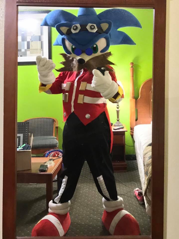 sonic_cosplayer's tweet photo. "Remember it's not just Sonic's b-day but also Eggm-..."

Don't worry I gotchu 😉

@sonic_hedgehog #Sonic26 https://t.co/OobKEm3lot