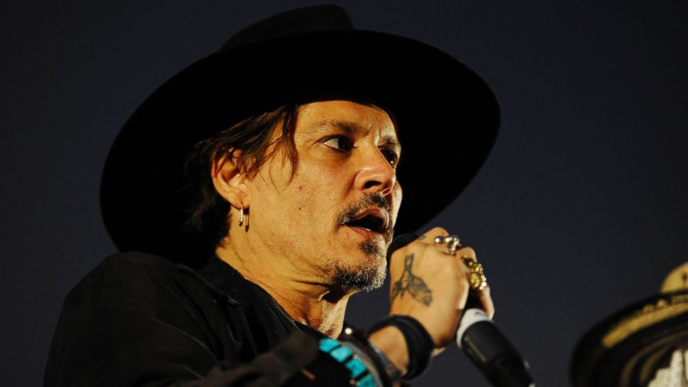 Johnny Depp wants to be the actor who assassinated a president (Trump)