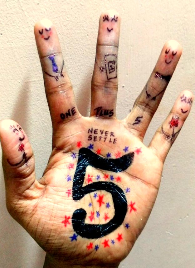 raghu9416's tweet photo. @bookmyshow @OnePlus_IN @oneplus hope you liked my tweets, Wishing to win!!!! #OnePlusBMS πππππππ https://t.co/O2Bn8Zi0a5