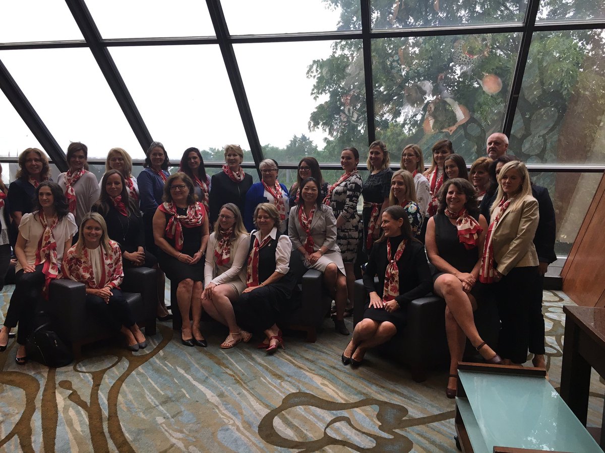 CrewMtl's tweet photo. Thank you @TorontoCREW for the great hospitality #CREWsummit https://t.co/anQUdFKfPd