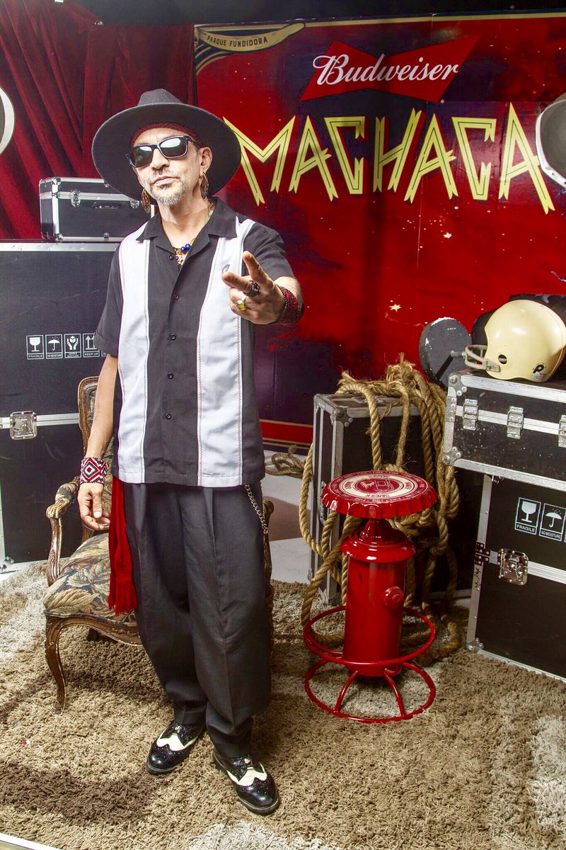 <a href="/rocopachukote/">Roco Pachukote</a> y <a href="/SaxMaldito/">SaxMalditaVecindad</a> en <a href="/MachacaFestival/">Machaca</a> 2017 🙏🏽#PazYBaile