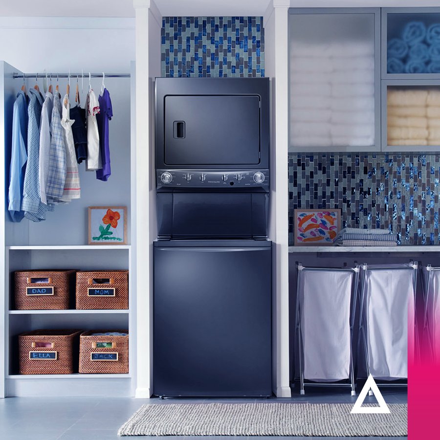 frigidairemx's tweet photo. puedes colocar en tu cuarto de lavado ganchos o repisas para  para mantener todo en orden. ¿Qué te parece esta idea? #Home #tips #Frigidaire https://t.co/PxZpyqJkyC
