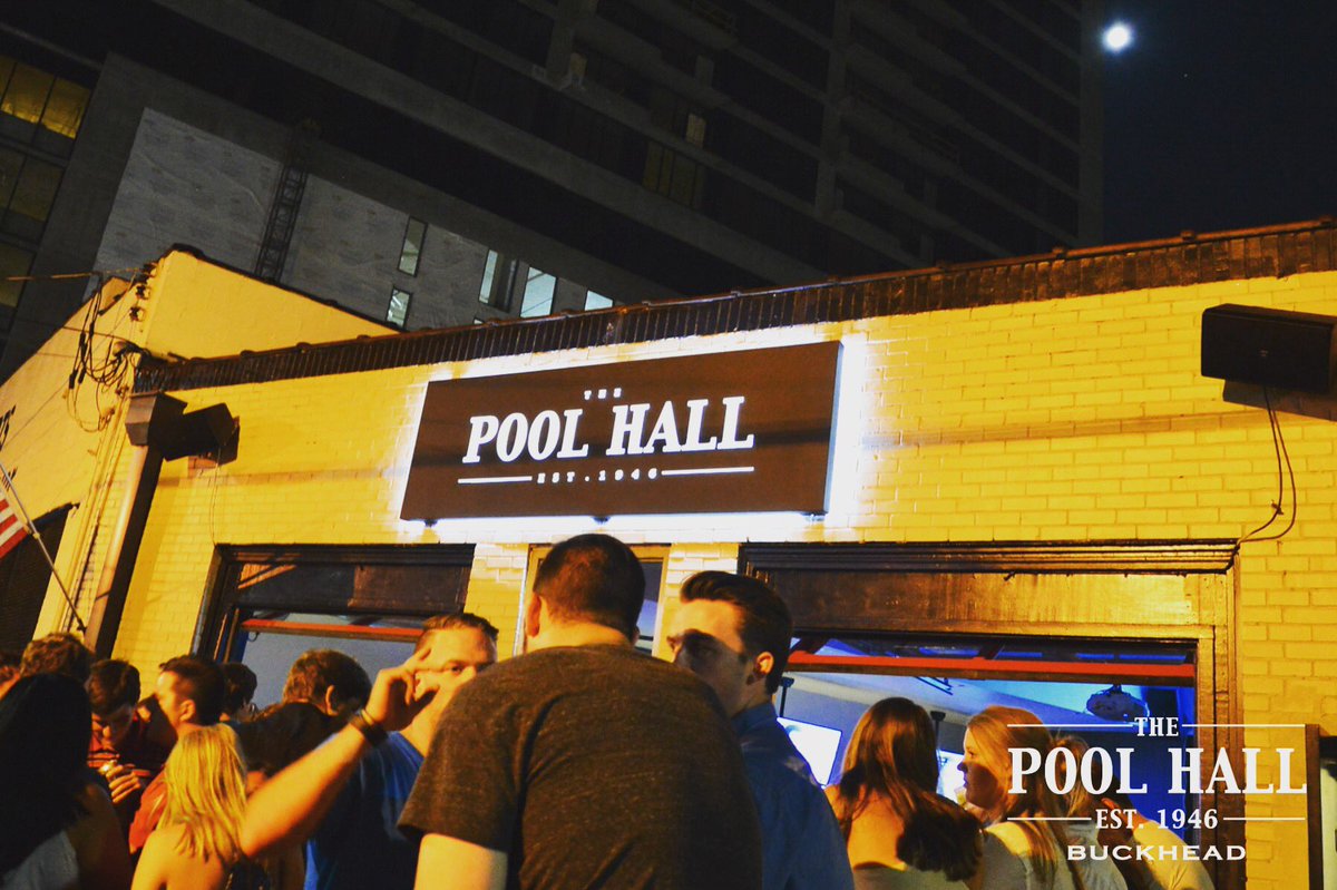 ThePoolHall's tweet image. finally Friday | ask your bartender how you can win an Atlanta United jersey | @skyyvodka specials all weekend