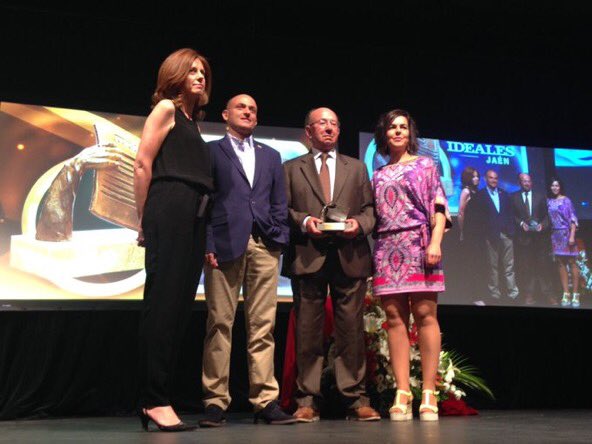 El pasado miércoles fue un día muy especial para la familia de #MariscosCastellar, hoy lo compartimos con vosotros: mariscoscastellar.com/blog/mariscosi…