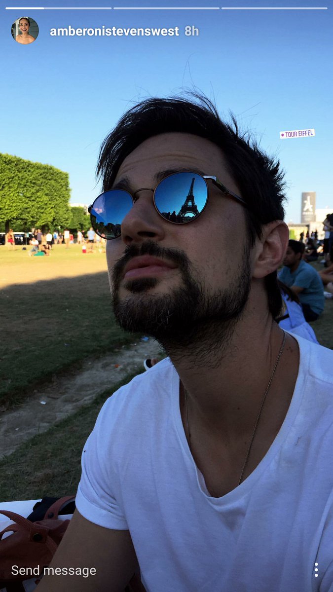 A ziel M ills. (@hellsiceking) on Twitter photo 