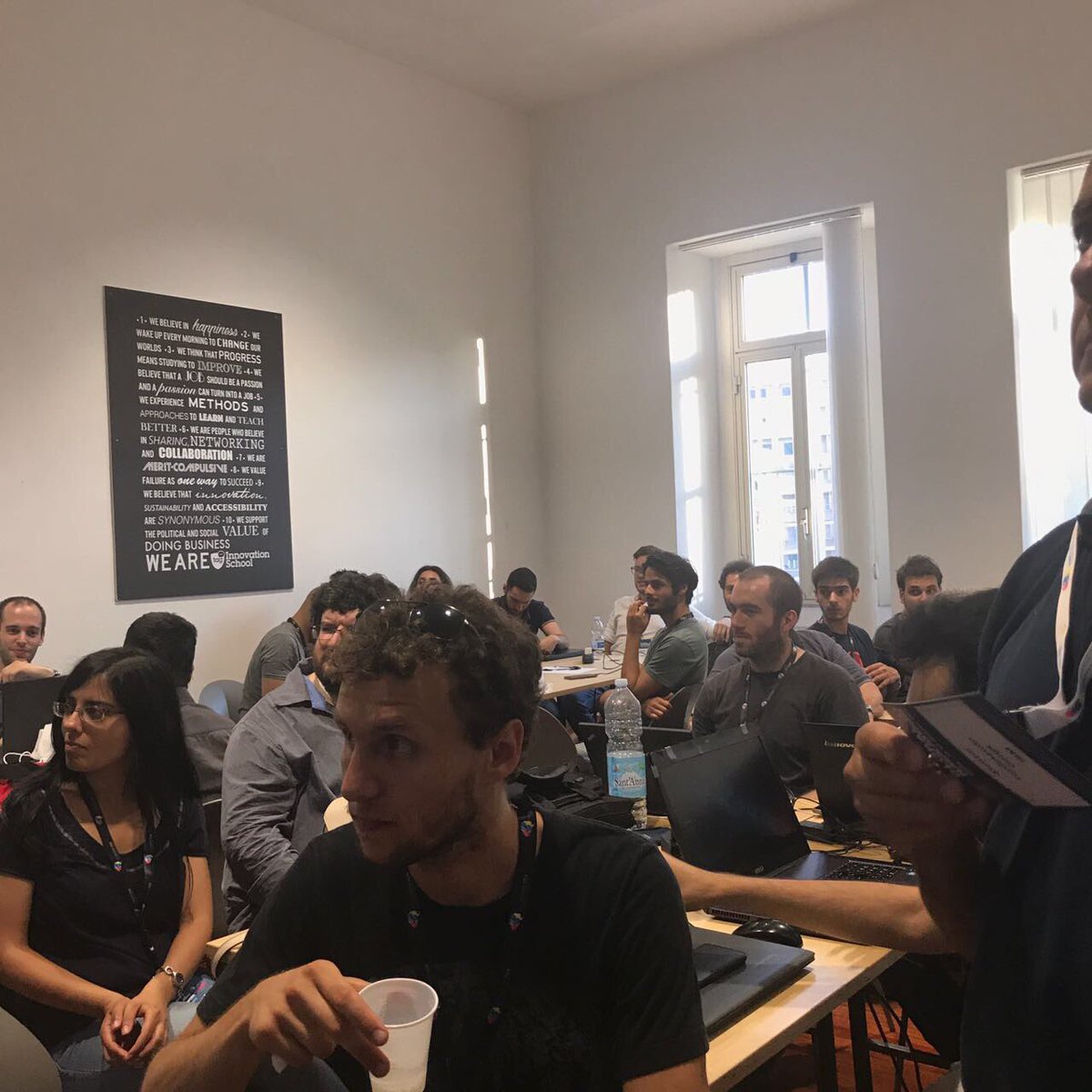 Catchy - Deep Into Data tweet media